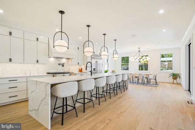 4122 16TH ST NW, Washington, DC 20011