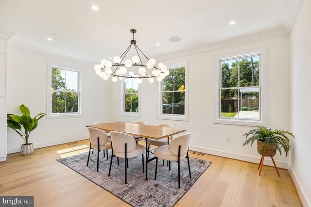 4122 16TH ST NW, Washington, DC 20011
