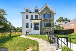 4122 16TH ST NW, Washington, DC 20011
