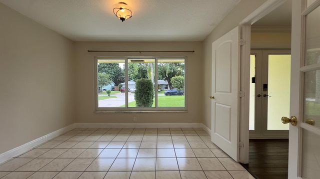 1194 Belmore Terrace, Wellington, FL 33414
