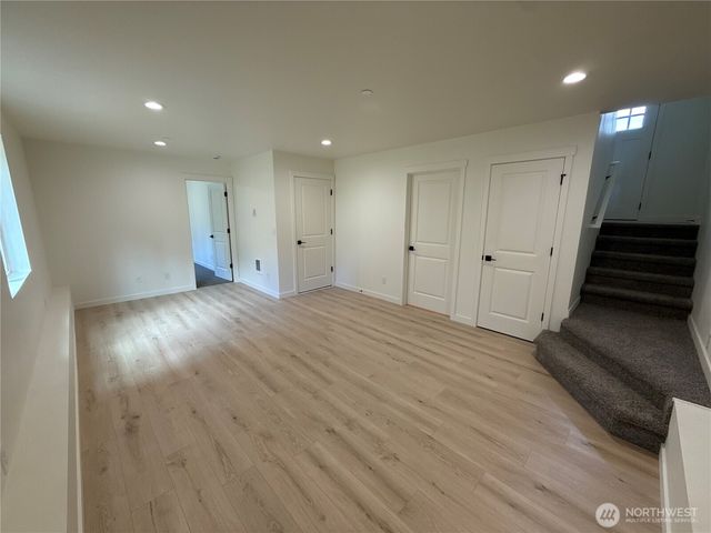 7828 E Jessica Way, Port Orchard, WA 98366