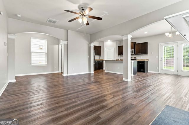 532 Dasheill Lane, Atlanta, GA 30349