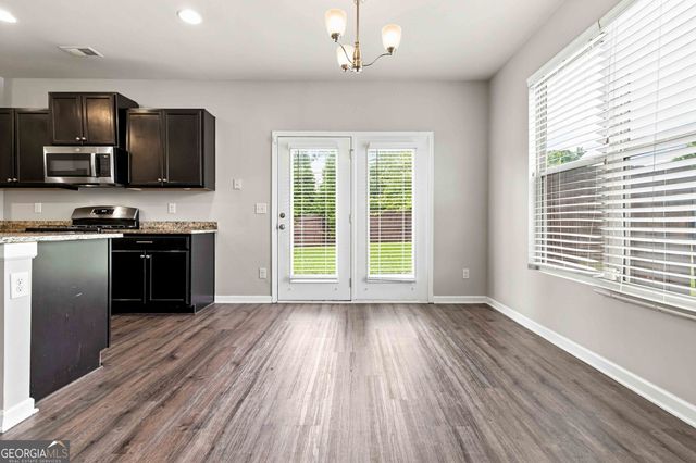 532 Dasheill Lane, Atlanta, GA 30349