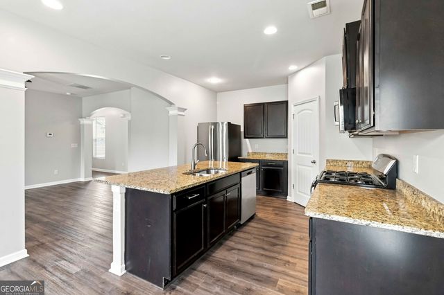 532 Dasheill Lane, Atlanta, GA 30349
