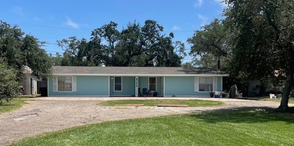 4058 Loop 1781, Rockport, TX 78382 — exterior