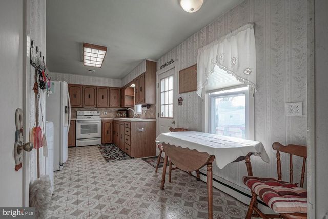 249 CLEVELAND AVE, Carneys Point, NJ 08069