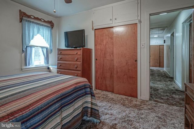 249 CLEVELAND AVE, Carneys Point, NJ 08069