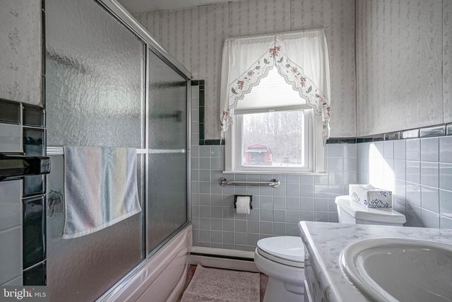 249 CLEVELAND AVE, Carneys Point, NJ 08069