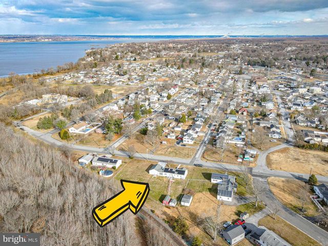 249 CLEVELAND AVE, Carneys Point, NJ 08069