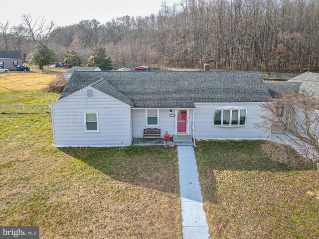 249 CLEVELAND AVE, Carneys Point, NJ 08069