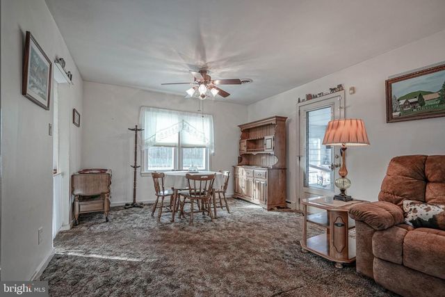 249 CLEVELAND AVE, Carneys Point, NJ 08069