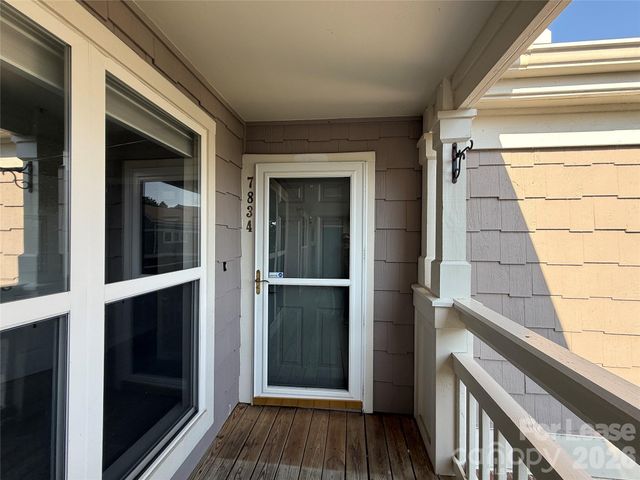 7834 Village Harbor Drive, Cornelius, NC 28031