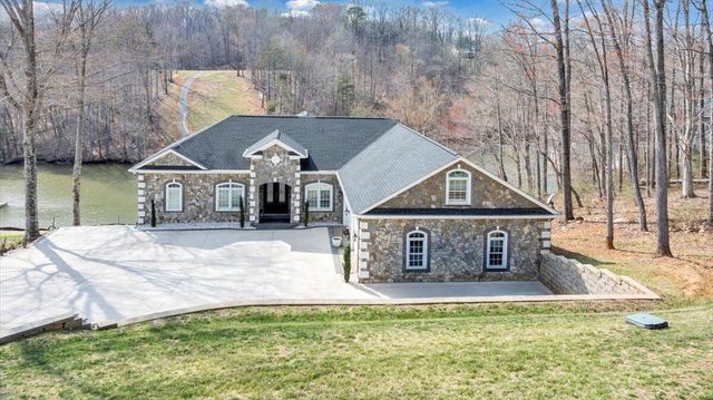 120 Lakewatch CIR, Moneta, VA 24121