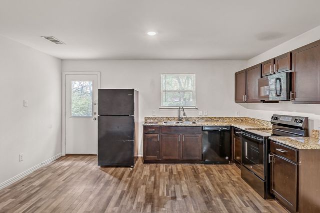 5336 Cottey Street, Fort Worth, TX 76105