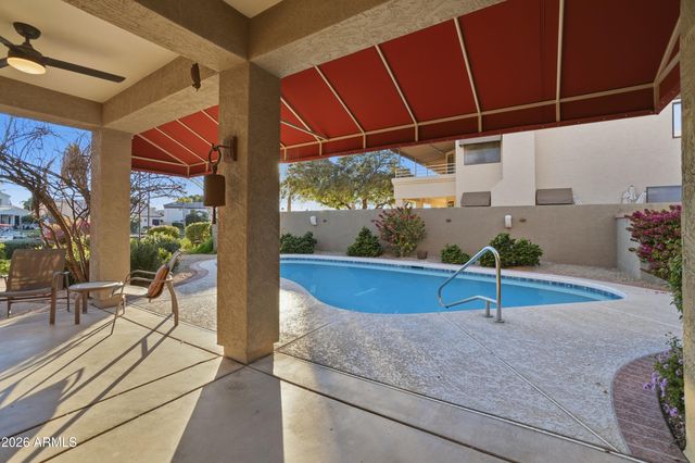 1819 E CATAMARAN Drive, Gilbert, AZ 85234