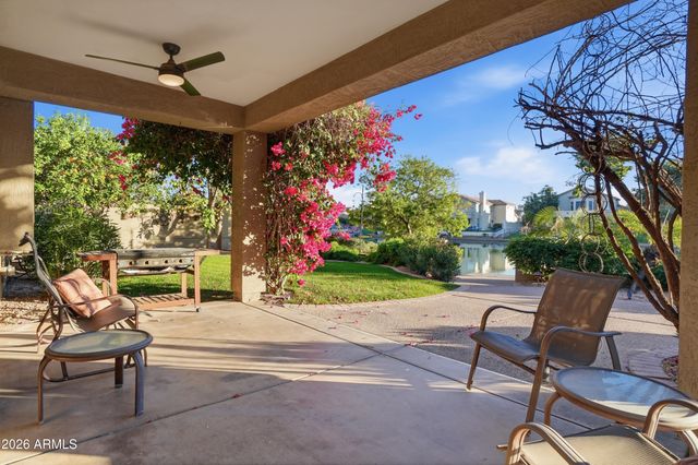 1819 E CATAMARAN Drive, Gilbert, AZ 85234