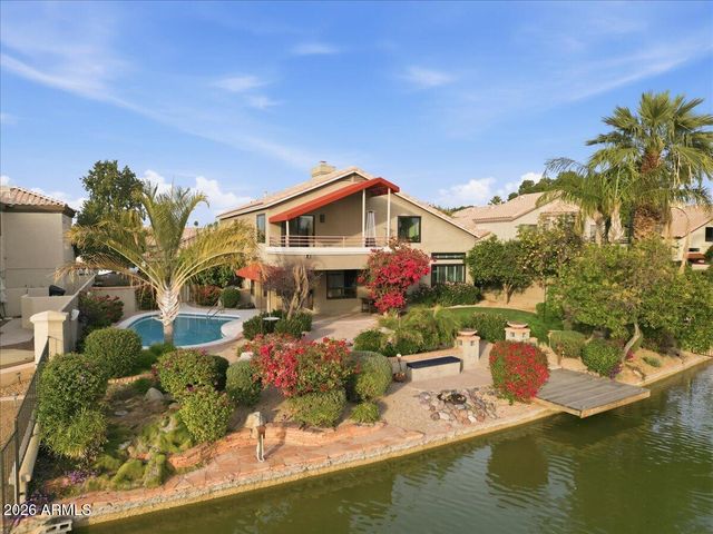 1819 E CATAMARAN Drive, Gilbert, AZ 85234