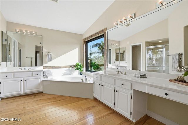 1819 E CATAMARAN Drive, Gilbert, AZ 85234