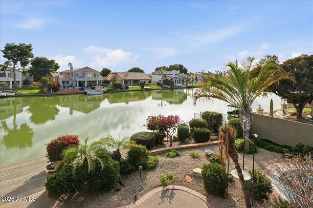 1819 E CATAMARAN Drive, Gilbert, AZ 85234