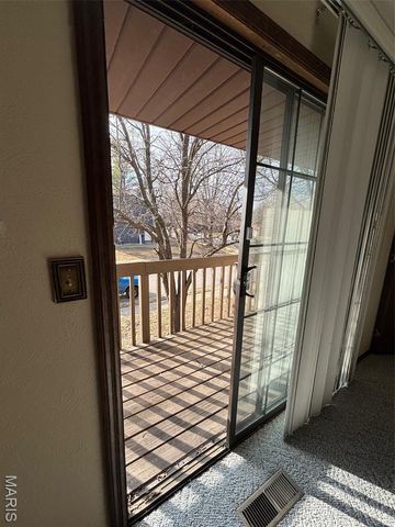 904 Maces Grove Road, O'fallon, IL 62269