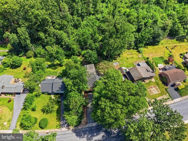 625 N MAPLE ST, Ephrata, PA 17522
