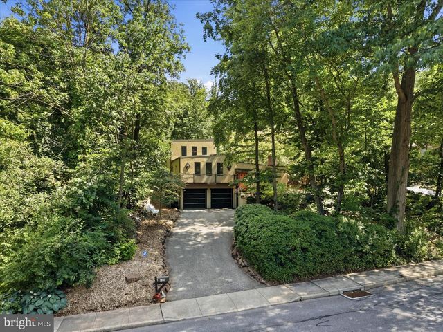 625 N MAPLE ST, Ephrata, PA 17522