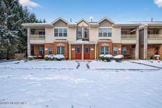 1966 Devinci Drive, # B201, Toledo, OH 43615