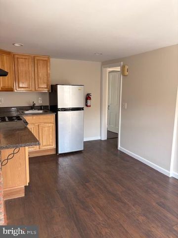 26 ELM ST, Lambertville, NJ 08530