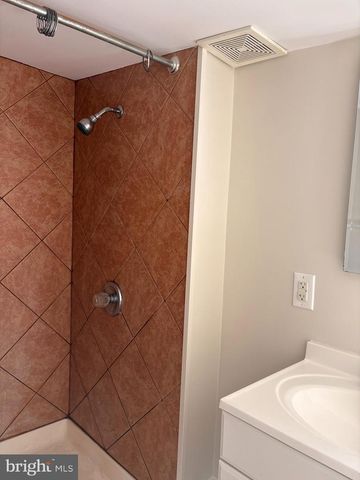 26 ELM ST, Lambertville, NJ 08530