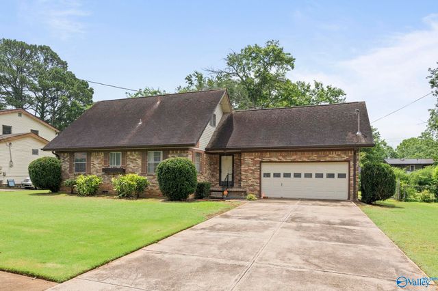 3815 NW Jamestown Drive, Huntsville, AL 35810