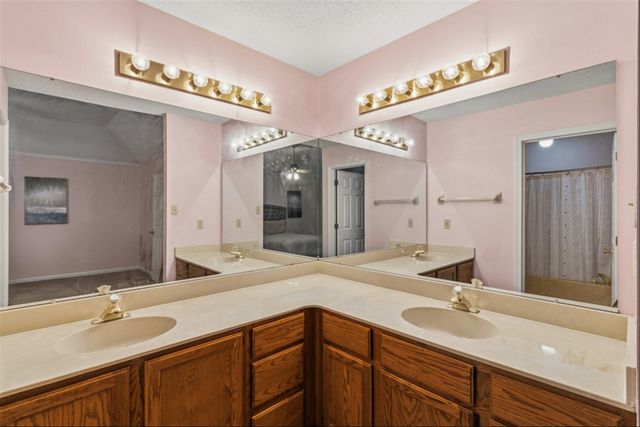 3965 MUIRFIELD DR, Memphis, TN 38125