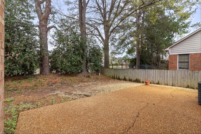 3965 MUIRFIELD DR, Memphis, TN 38125