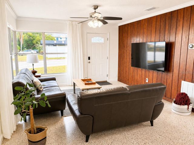 13619 LAKE BOULEVARD, Winter Garden, FL 34787