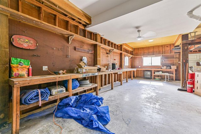 2118 103rd Street, Galveston, TX 77554