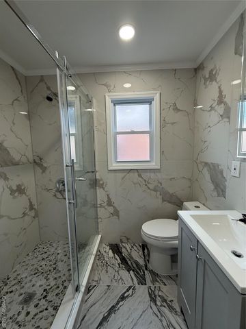 130-16 233rd, Rosedale, NY 11422