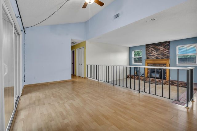 12735 Shockley Ct, Auburn, CA 95603