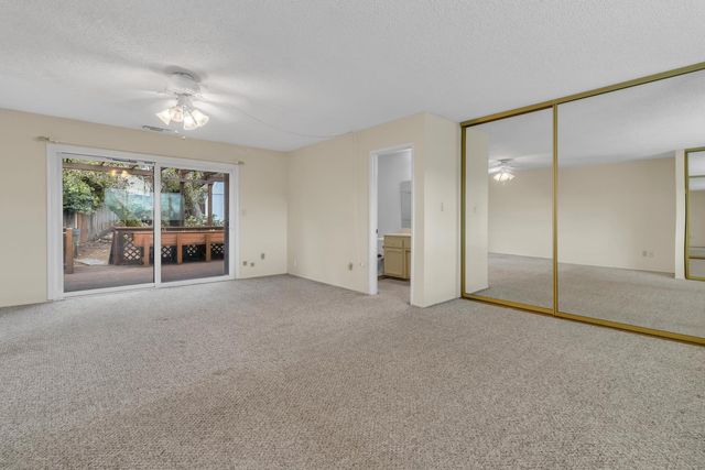 12735 Shockley Ct, Auburn, CA 95603