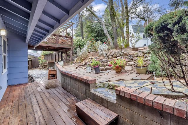 12735 Shockley Ct, Auburn, CA 95603