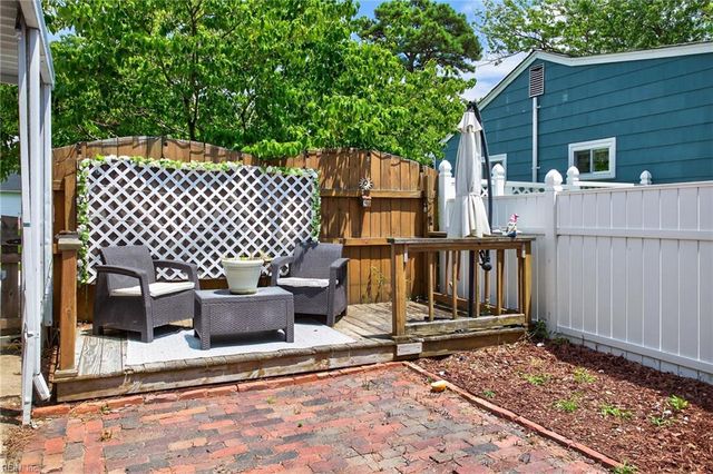 2209 Dean DR, Norfolk, VA 23518