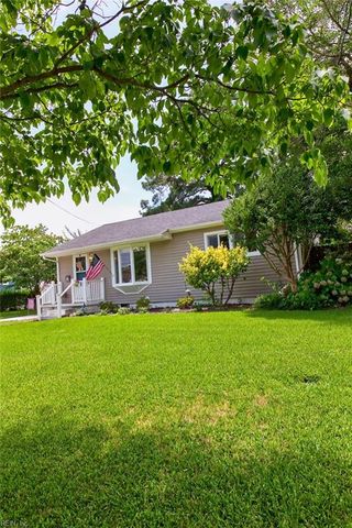 2209 Dean DR, Norfolk, VA 23518