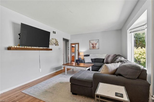 2209 Dean DR, Norfolk, VA 23518