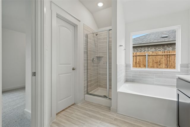 134 Patrick Henry Drive, Venus, TX 76084