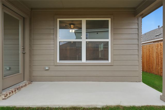 134 Patrick Henry Drive, Venus, TX 76084