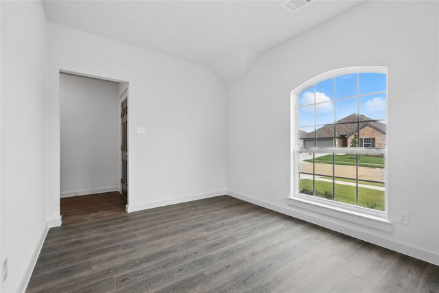 134 Patrick Henry Drive, Venus, TX 76084