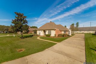 15518 Therese Ct, Prairieville, LA 70769