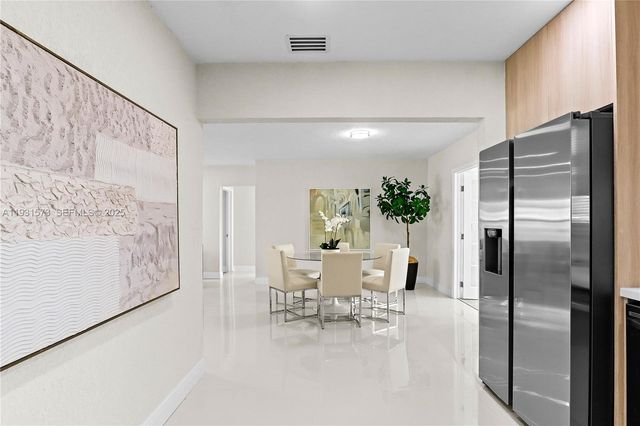 7430 Taylor St, Hollywood, FL 33024