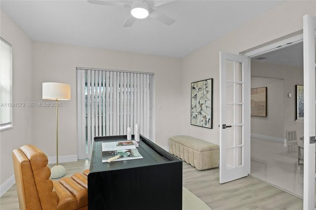 7430 Taylor St, Hollywood, FL 33024