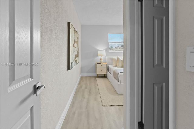 7430 Taylor St, Hollywood, FL 33024