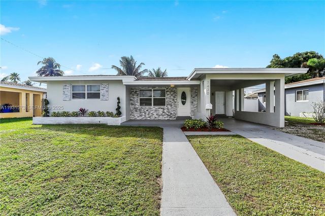 7430 Taylor St, Hollywood, FL 33024