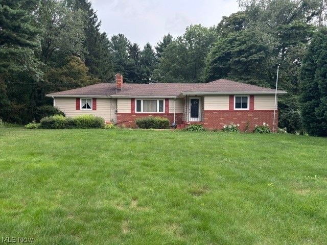 2170 Delaware Avenue, Akron, OH 44312